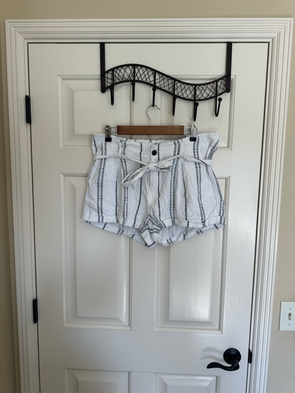 Rewash White Shorts with Black Vertical Stripes - High Waist Tie